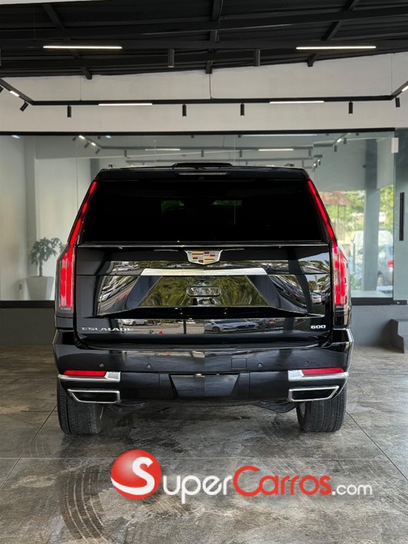 2026 Cadillac Escalade Luxury Short — foto 6 / 12