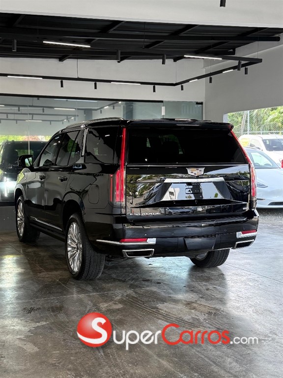 2026 Cadillac Escalade Luxury Short — foto 7 / 12