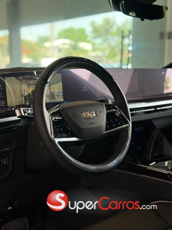 2026 Cadillac Escalade Luxury Short — foto 8 / 12