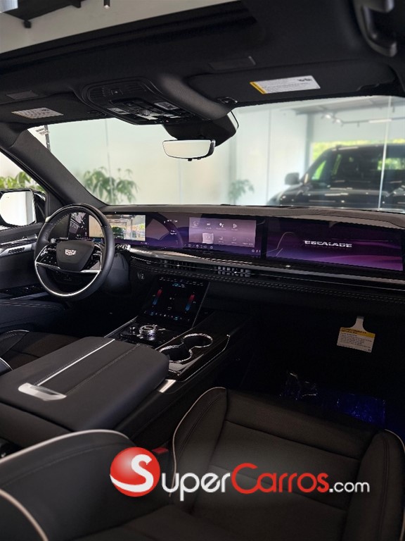 2026 Cadillac Escalade Luxury Short — foto 9 / 12