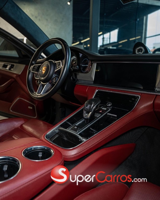2018 Porsche Panamera Turbo — foto 9 / 10