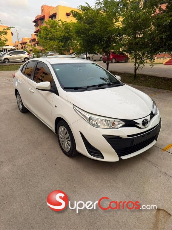 2018 Toyota Yaris — foto 3 / 12