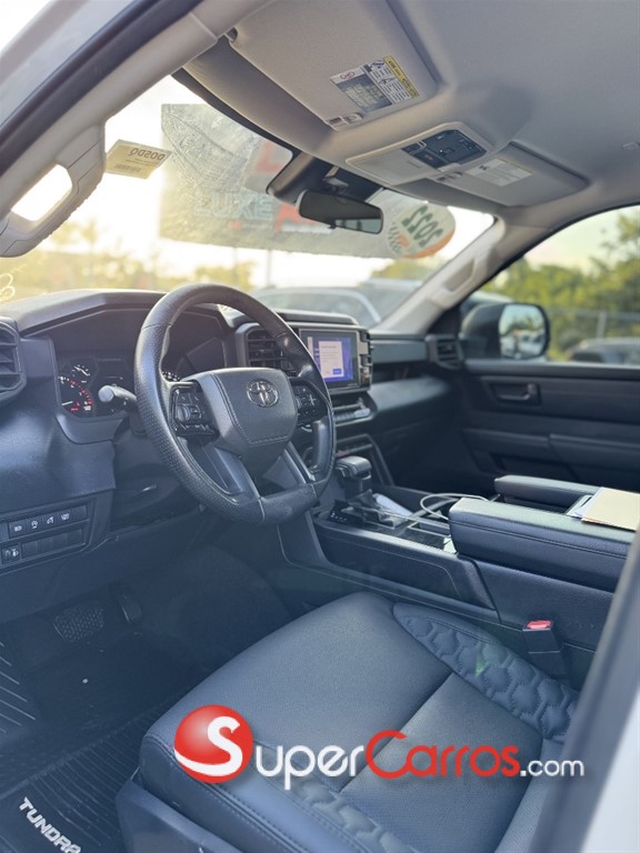 2022 Toyota Tundra — foto 6 / 8