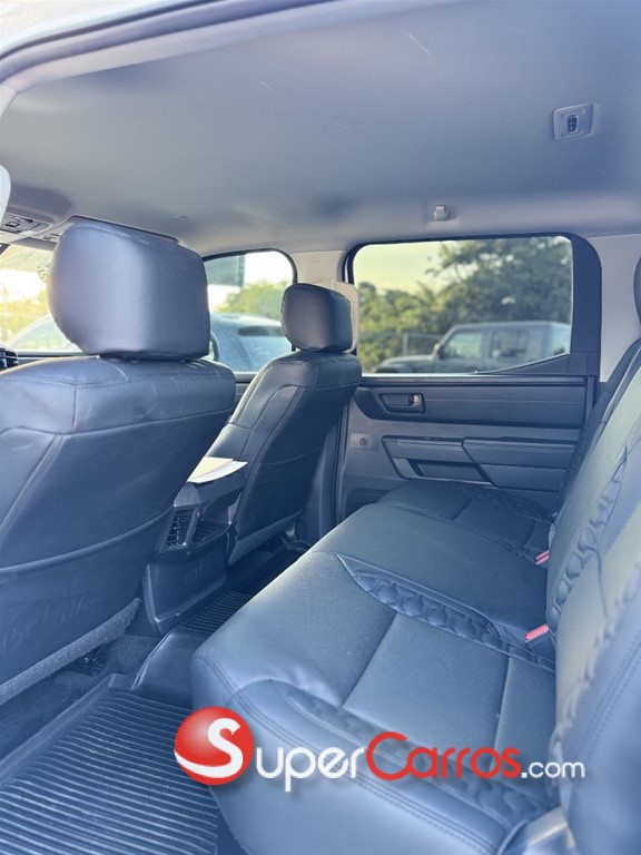 2022 Toyota Tundra — foto 8 / 8
