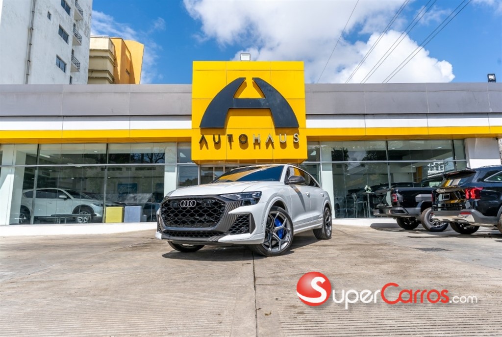 2026 Audi RS Q8 — foto 2 / 10
