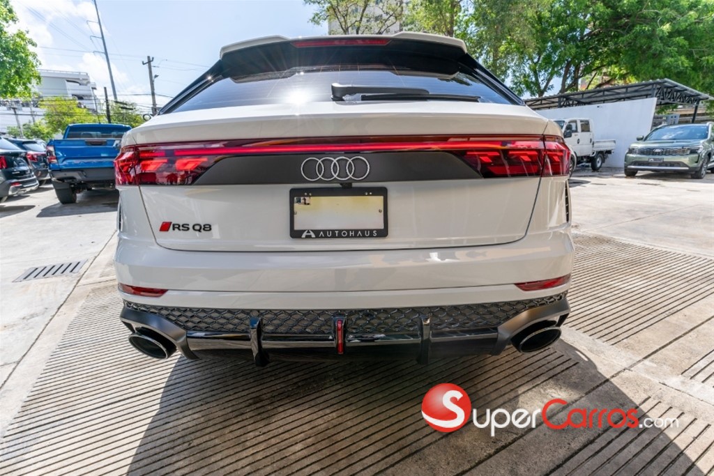 2026 Audi RS Q8 — foto 5 / 10