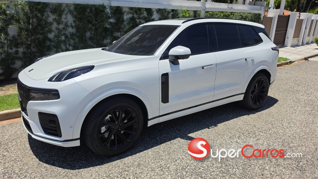 2026 Lynk CO 09 Ultra — foto 3 / 12