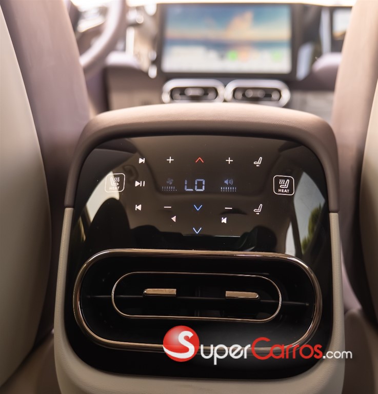 2025 Leapmotors C11 4WD Dual Motor — foto 5 / 12