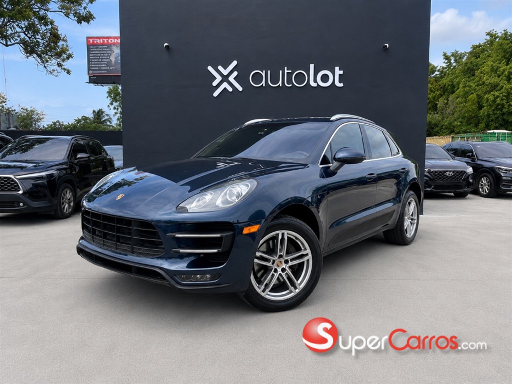2016 Porsche Macan