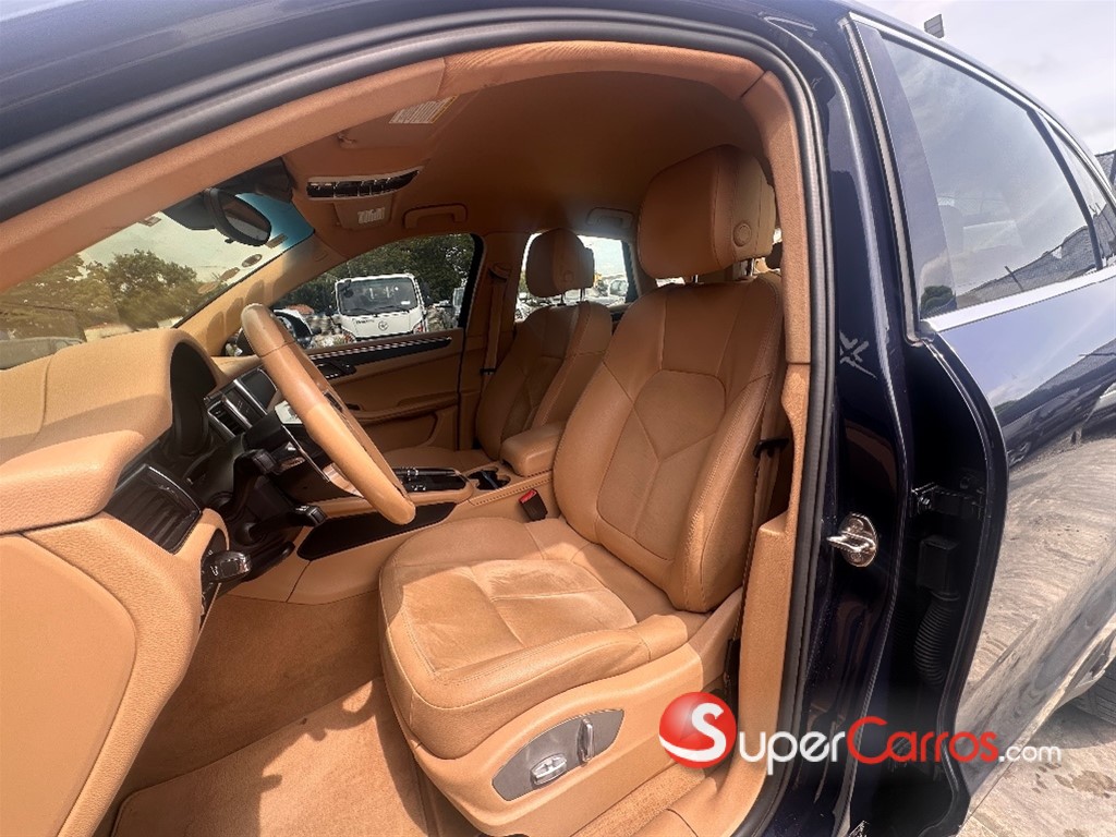 2016 Porsche Macan — foto 5 / 9
