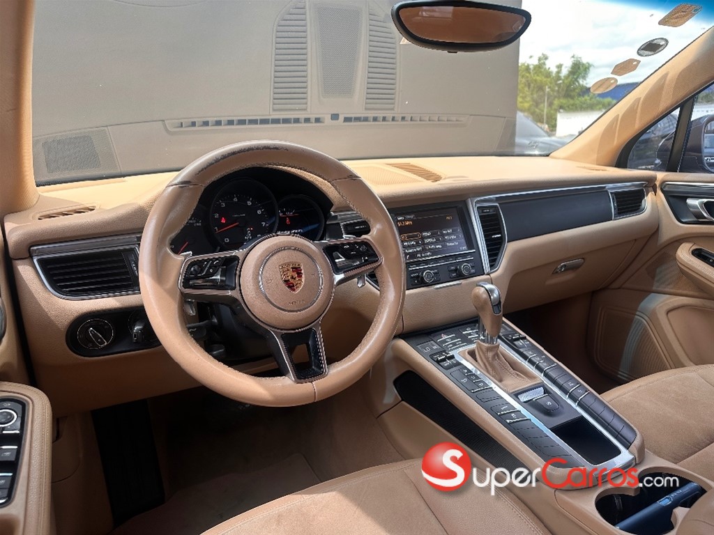 2016 Porsche Macan — foto 9 / 9