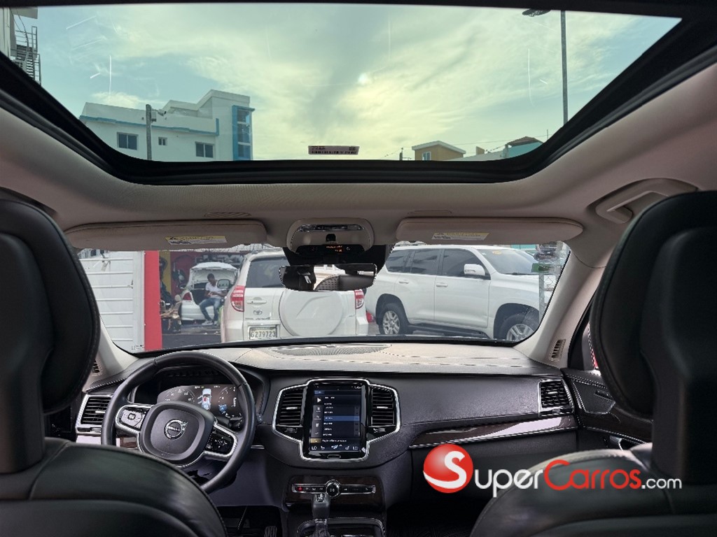 2017 Volvo XC90 Inscription T6 — foto 9 / 12