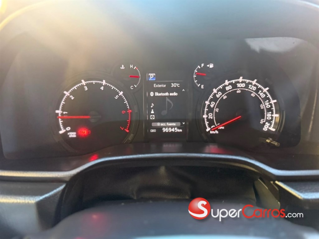 2020 Toyota 4 Runner SR5 — foto 7 / 12