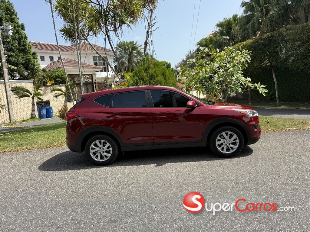2020 Hyundai Tucson SE — foto 3 / 9