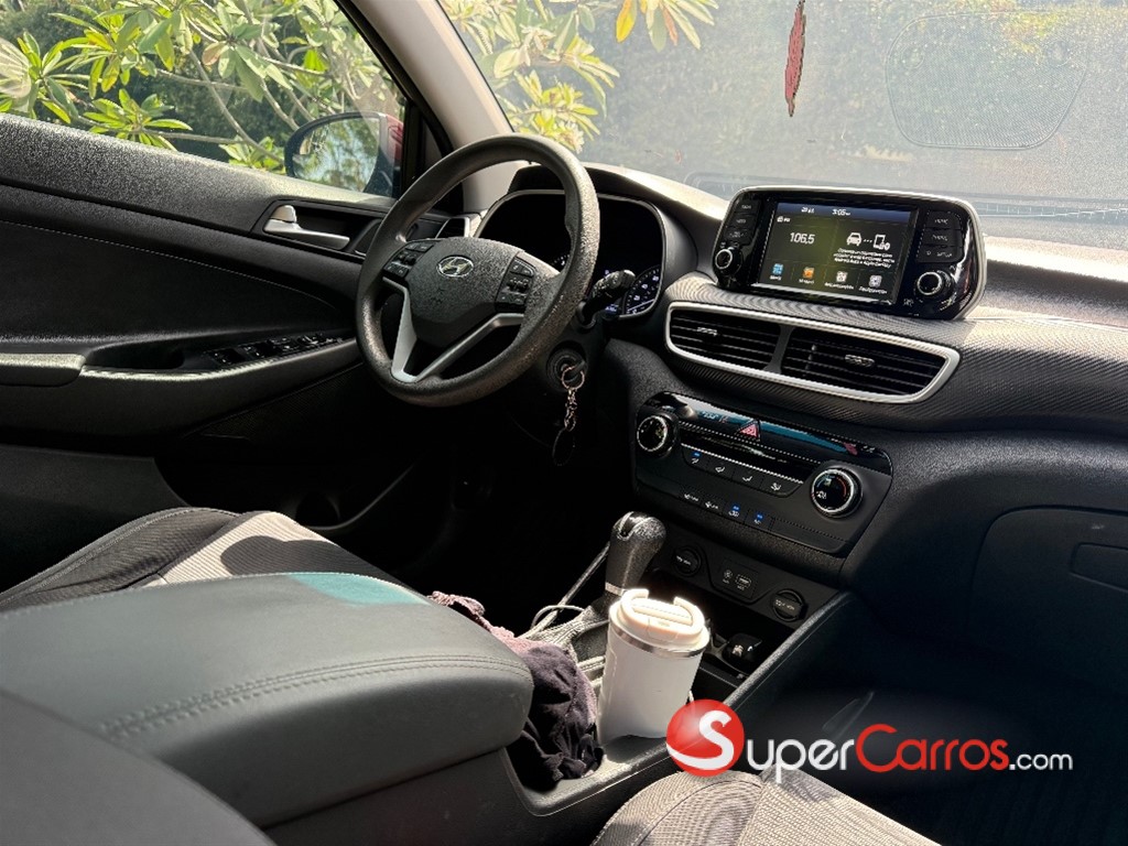 2020 Hyundai Tucson SE — foto 8 / 9