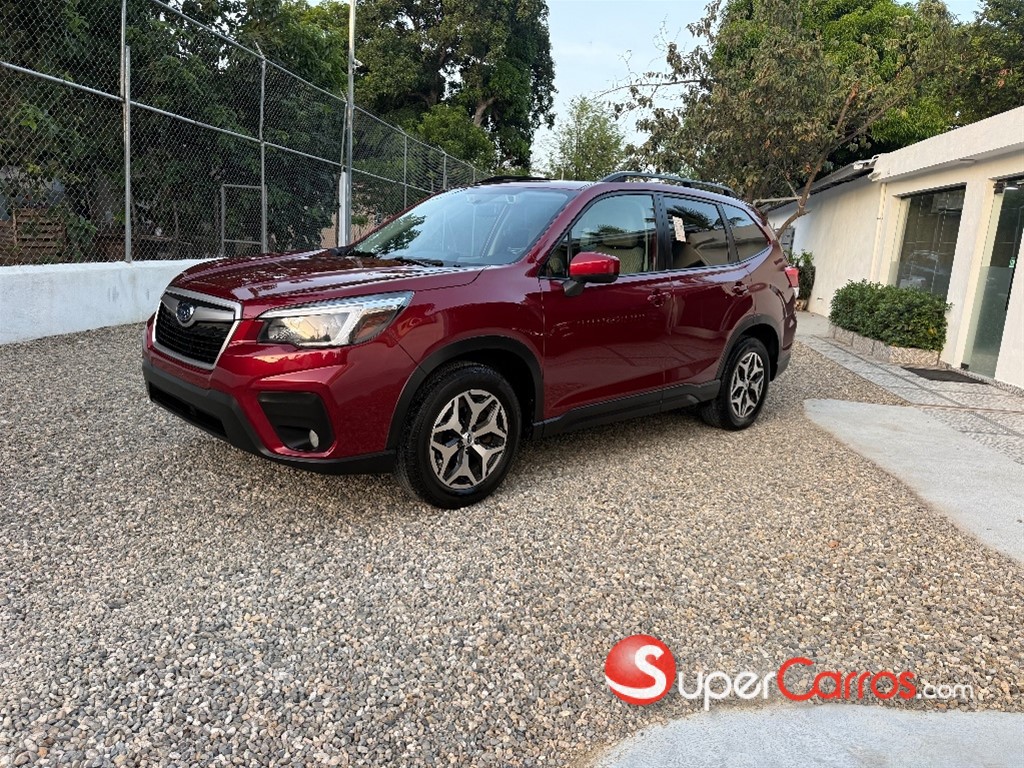 2021 Subaru Forester Premium — foto 2 / 8