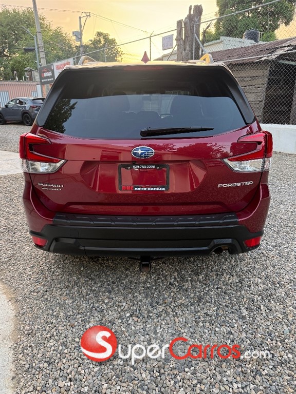 2021 Subaru Forester Premium — foto 6 / 8