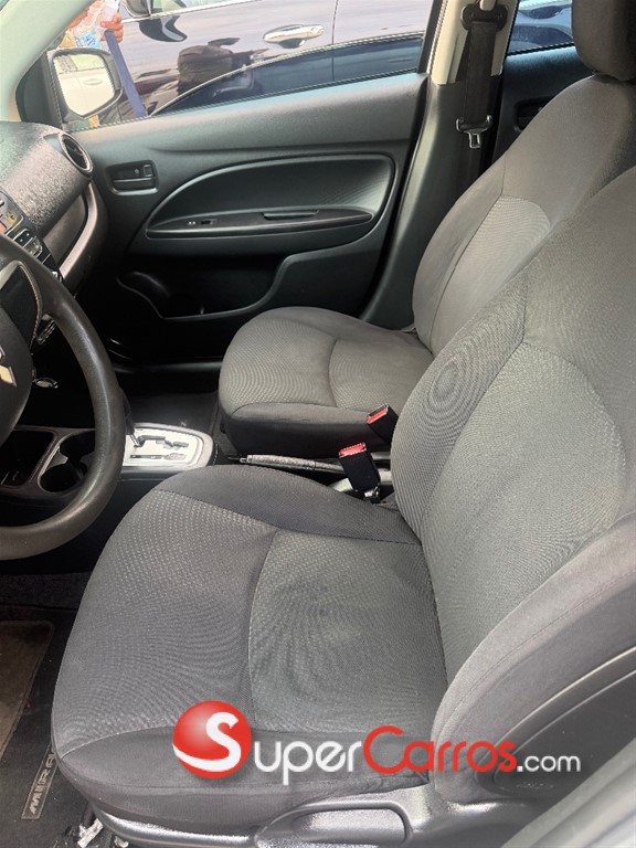 2018 Mitsubishi Motors Mirage ES — foto 4 / 8