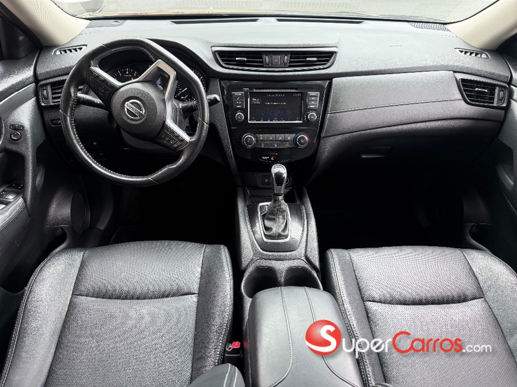 2020 Nissan Rogue SV — foto 4 / 8