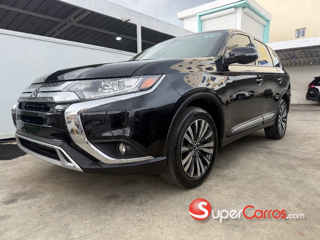 2020 Mitsubishi Motors Outlander SEL