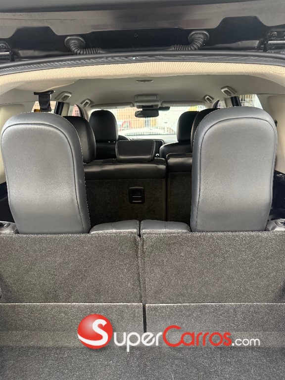 2020 Mitsubishi Motors Outlander SEL — foto 8 / 9