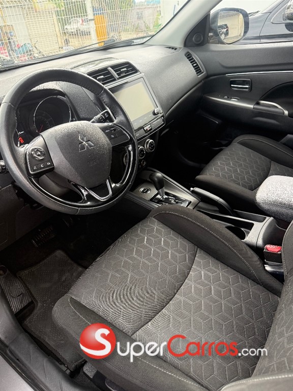 2020 Mitsubishi Motors Outlander Sport — foto 6 / 8