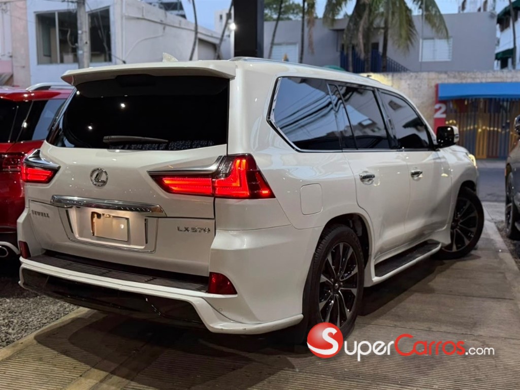 2021 Lexus LX 570 — foto 6 / 7