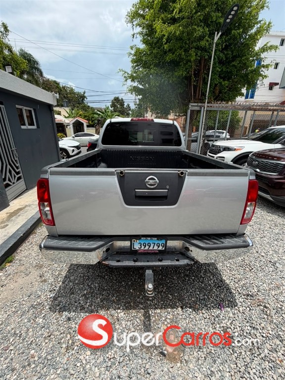 2015 Nissan Frontier SV — foto 4 / 8