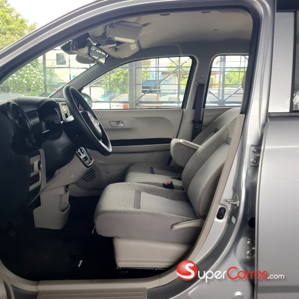 2020 Toyota Passo — foto 4 / 12