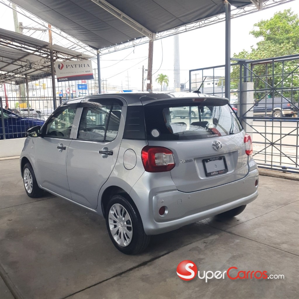 2020 Toyota Passo — foto 6 / 12