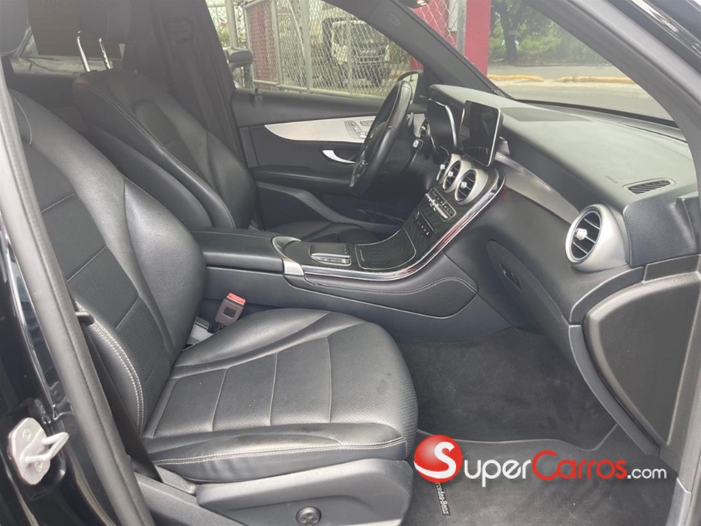 2021 Mercedes-Benz Clase GLC 300 4MATIC — foto 6 / 10