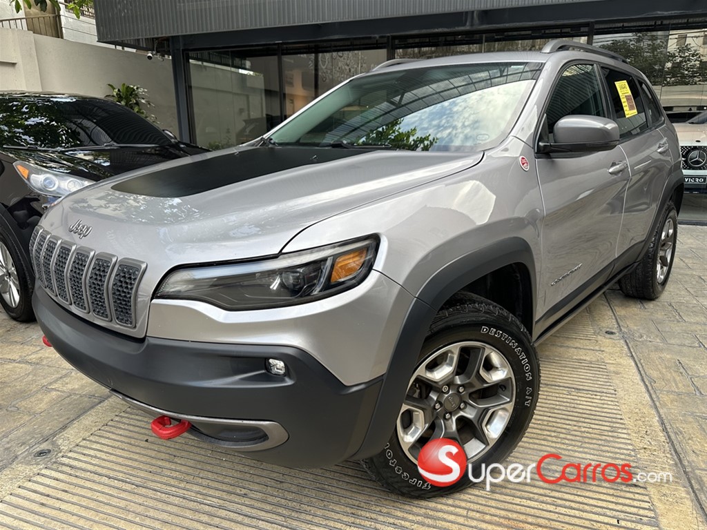 2019 Jeep Cherokee Trailhawk — foto 2 / 12
