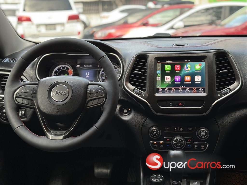 2019 Jeep Cherokee Trailhawk — foto 9 / 12