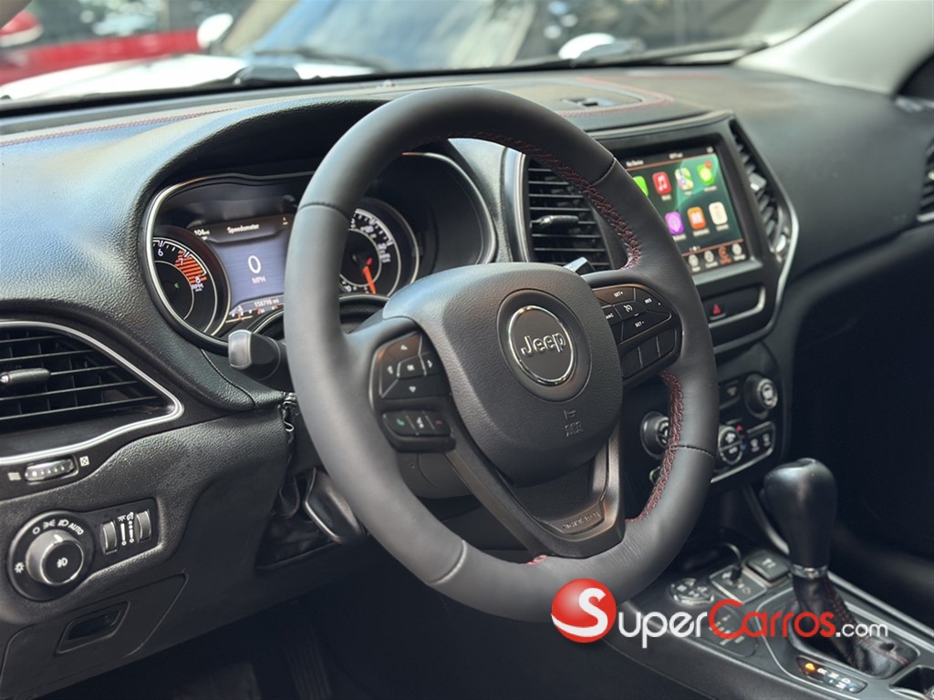 2019 Jeep Cherokee Trailhawk — foto 10 / 12