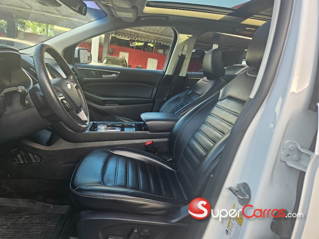2020 Ford EDGE SEL AWD — foto 10 / 12