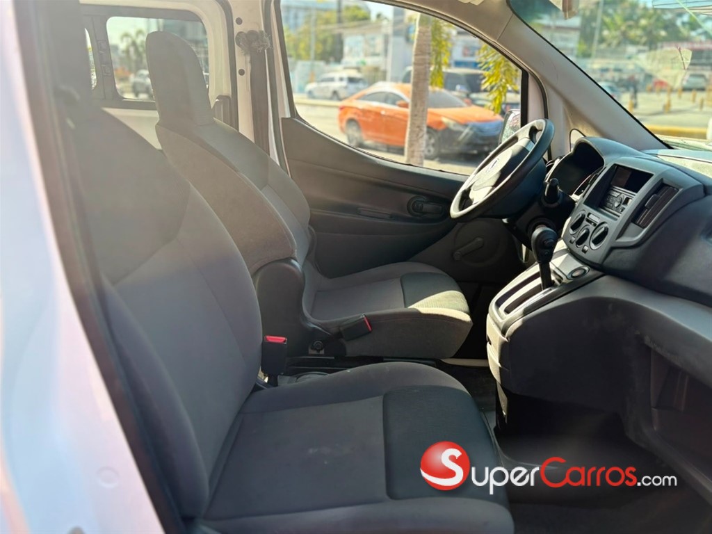 2019 Nissan NV 200 — foto 7 / 11