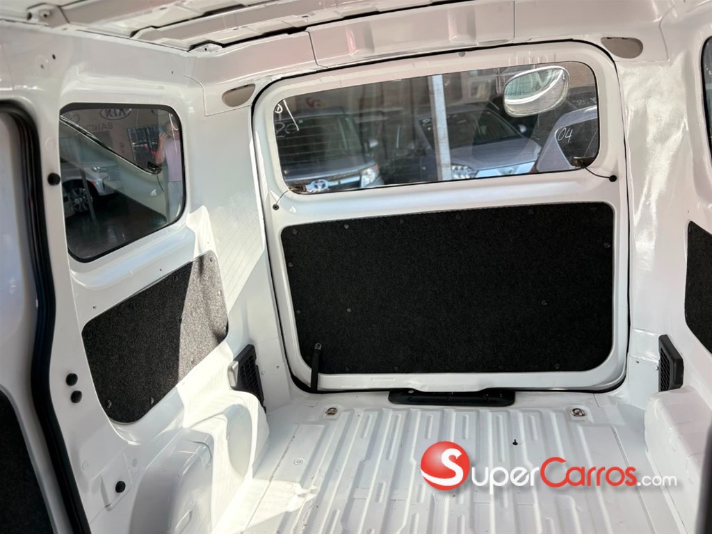 2019 Nissan NV 200 — foto 10 / 11