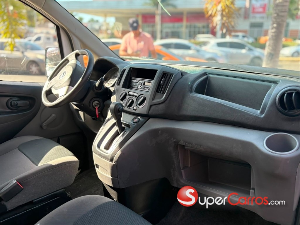 2019 Nissan NV 200 — foto 11 / 11