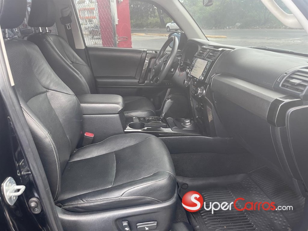 2021 Toyota 4 Runner Limited — foto 4 / 9