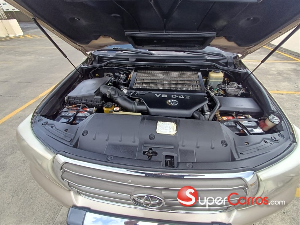 2008 Toyota Land Cruiser VX — foto 7 / 12