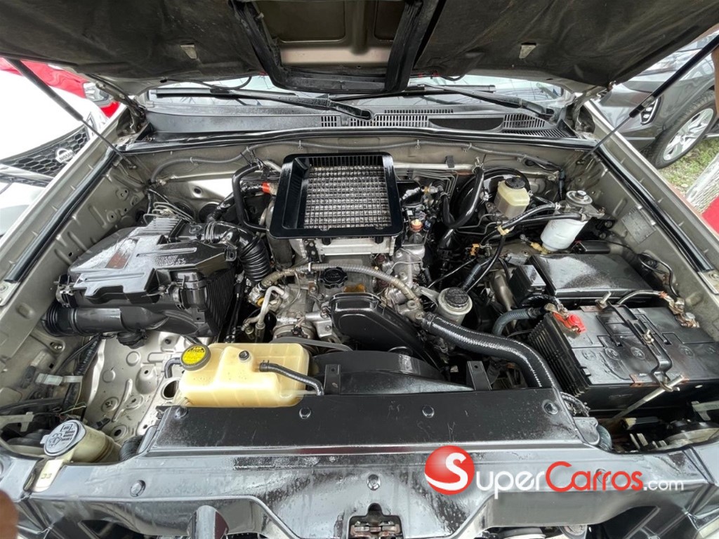 2005 Toyota Land Cruiser Prado VX — foto 9 / 10