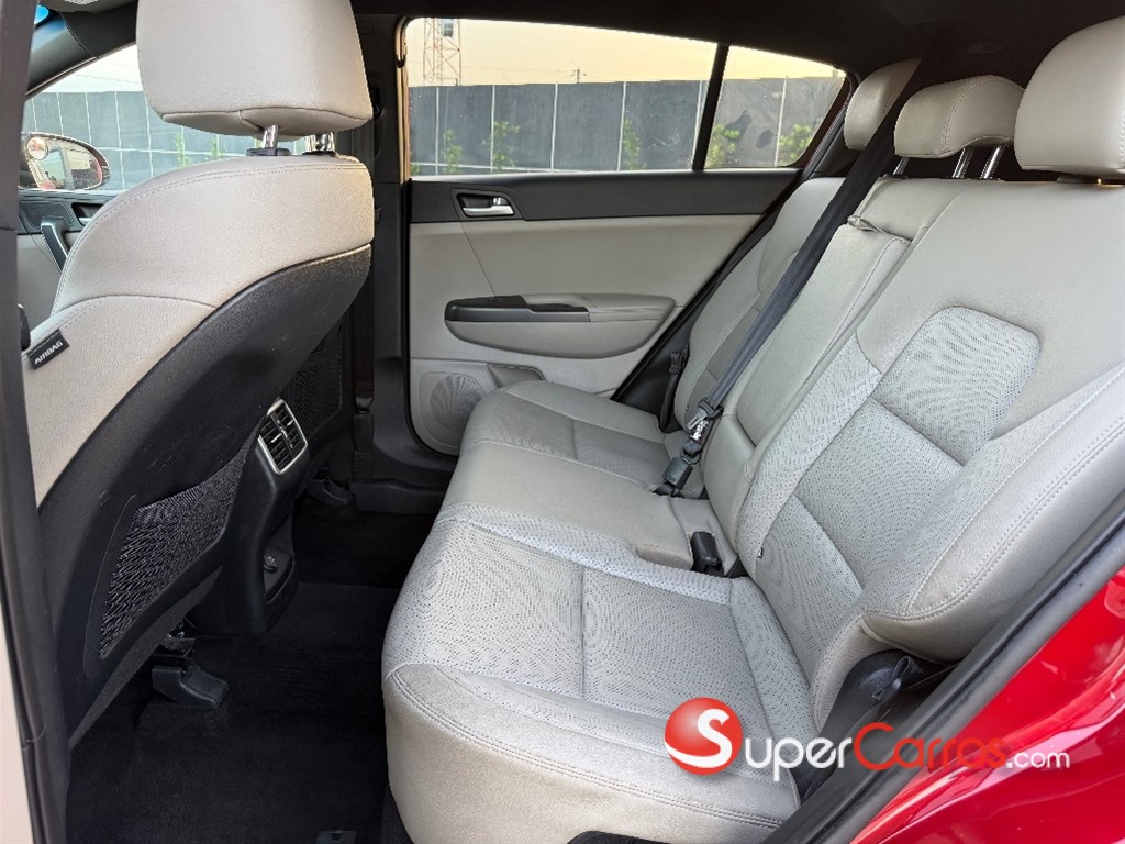 2020 Kia Sportage S — foto 7 / 11