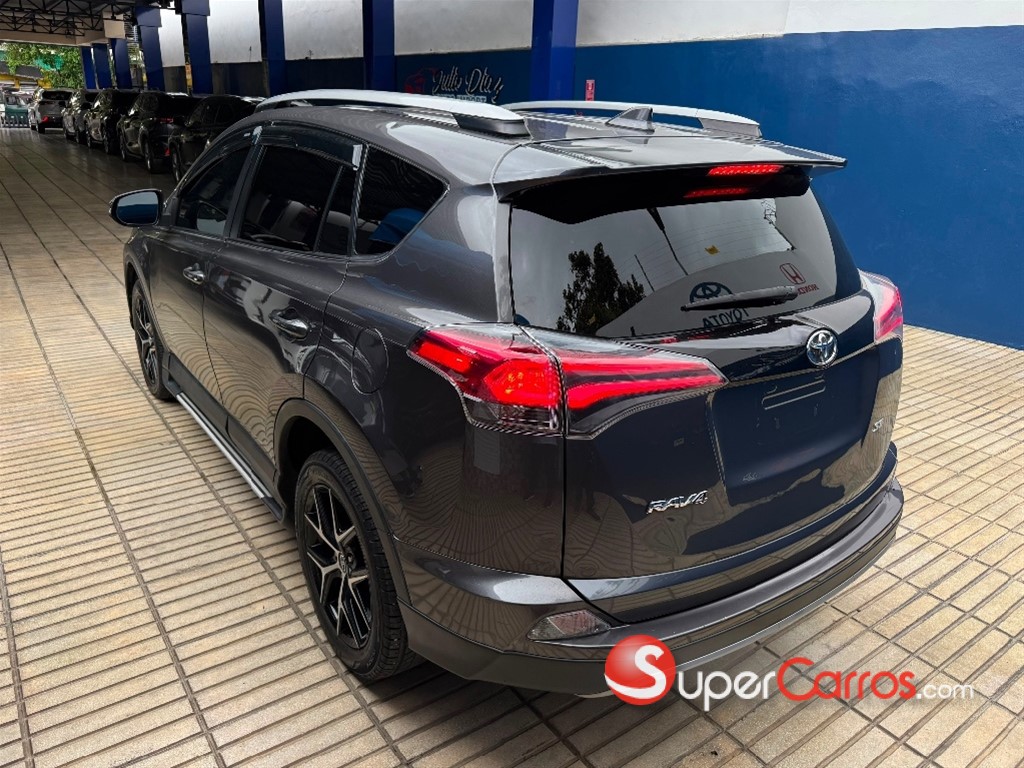 2017 Toyota RAV4 SE — foto 3 / 11