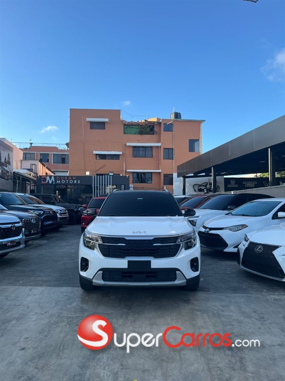 2025 Kia Seltos LX — foto 2 / 10