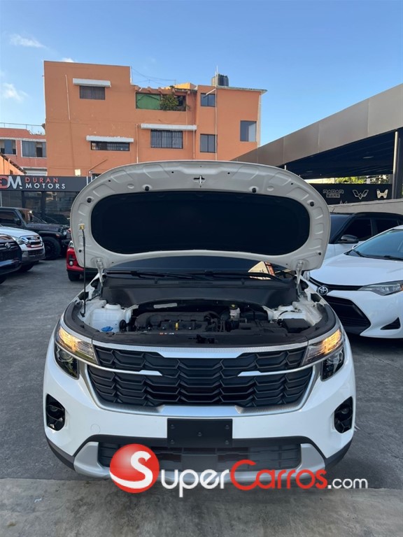 2025 Kia Seltos LX — foto 7 / 10