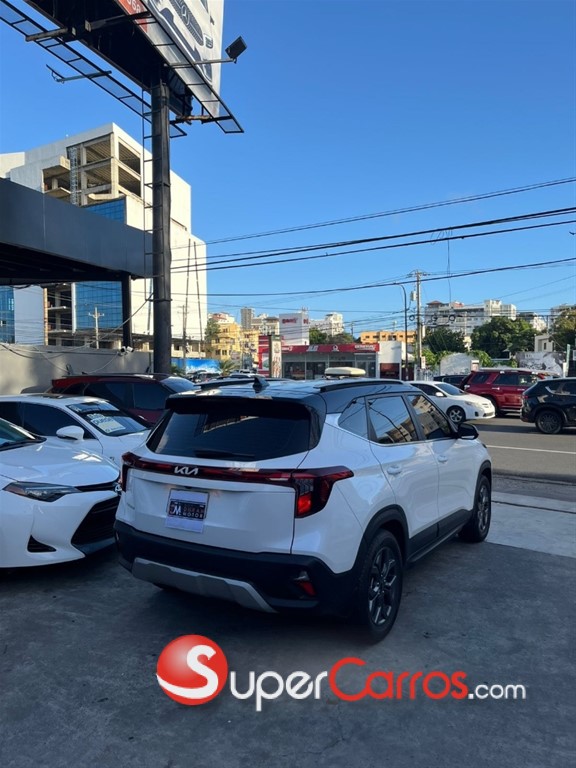 2025 Kia Seltos LX — foto 10 / 10