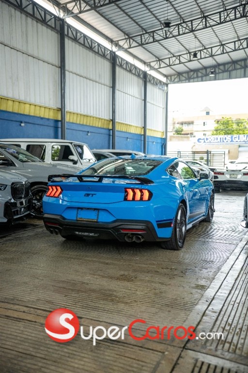 2024 Ford Mustang GT PREMIUM — foto 6 / 12
