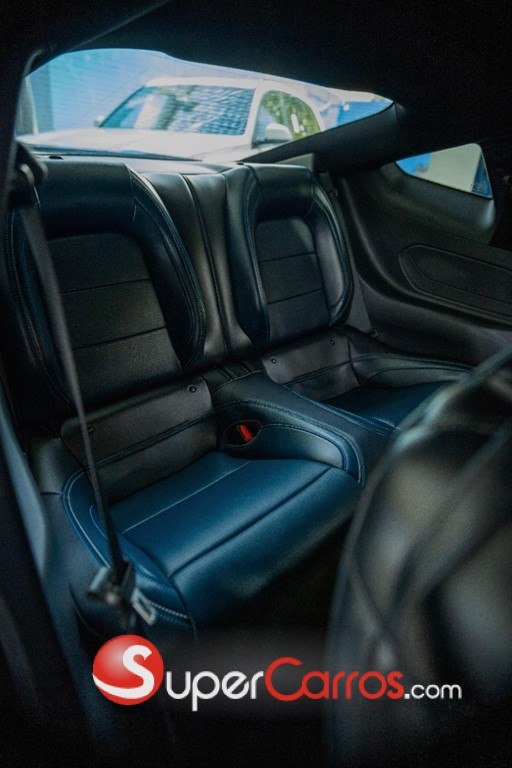 2024 Ford Mustang GT PREMIUM — foto 8 / 12