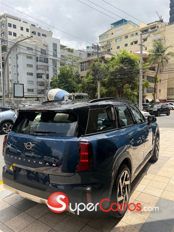 2026 Mini Cooper Countryman S ALL4 — foto 5 / 8