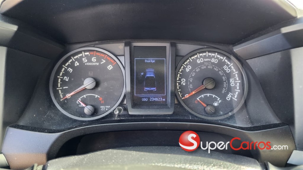 2020 Toyota Tacoma — foto 11 / 12